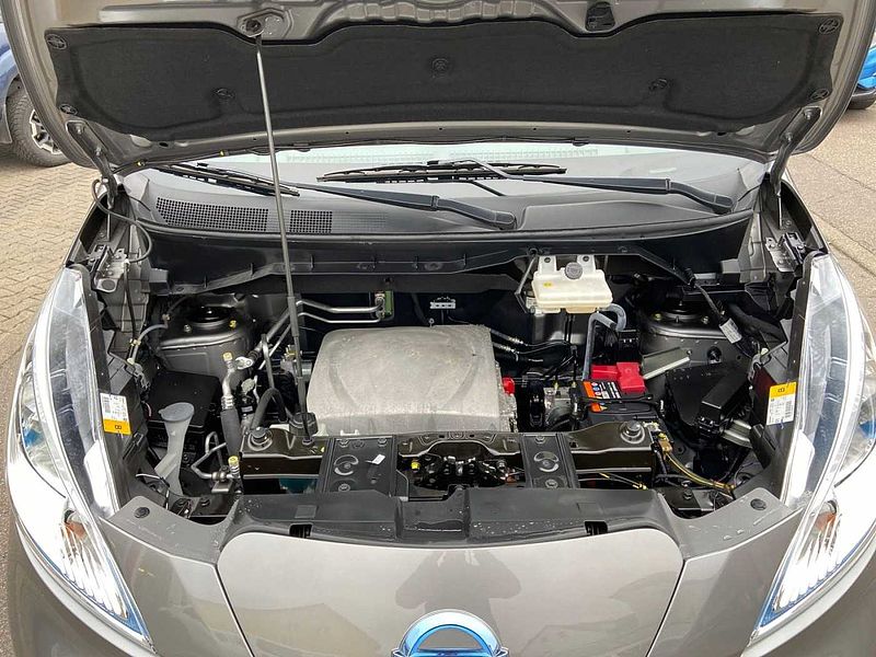 Nissan NV200 /Evalia e-Kasten Premium Navi CAM Klima
