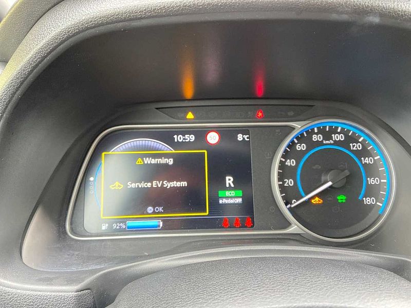 Nissan Leaf Tekna 360° CAM BOSE Navi LED Sitzh